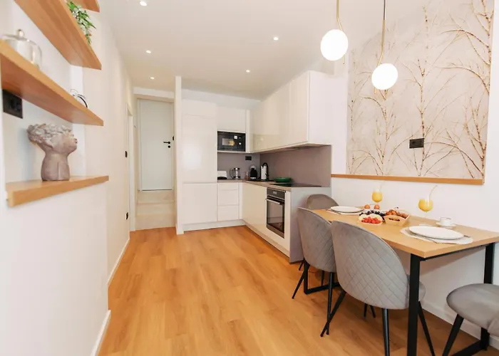 Lana Stobrec Apartmán *